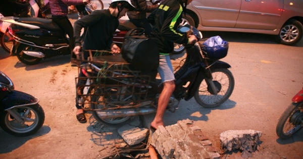 Hà Nội: Người dân méo mặt tại công trường nút giao 3 tầng