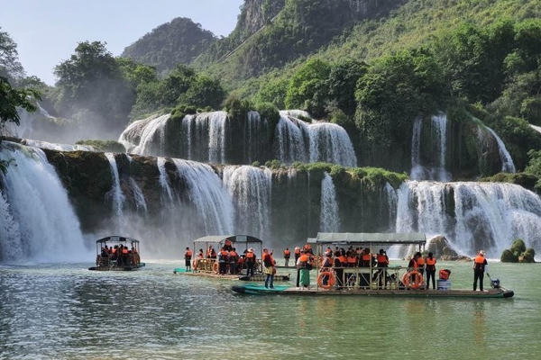 Tăng cường xây dựng Công viên địa chất toàn cầu UNESCO Non nước Cao Bằng