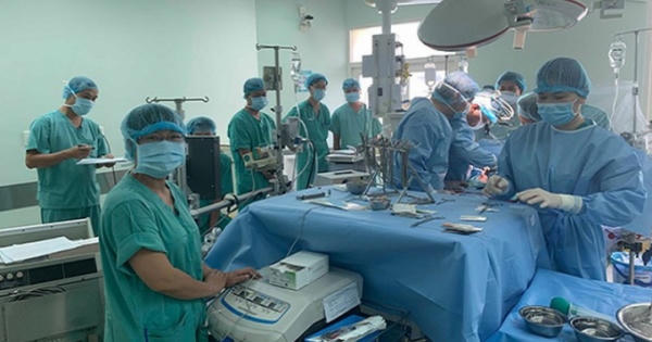 Bệnh viện Trung ương Huế thực hiện thành công 2 ca ghép tạng xuyên Việt trong một ngày