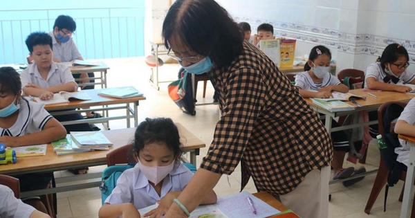 Những lớp học đẫm tình người trong căn nhà bị bỏ hoang