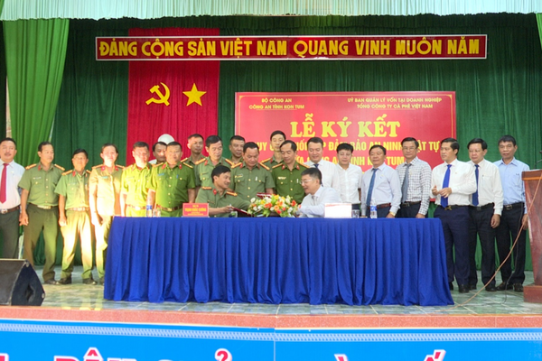 Tổng công ty Cà phê Việt Nam và Công an tỉnh Kon Tum ký kết Quy chế phối hợp bảo đảm an ninh trật tự Tổng công ty Cà phê Việt Nam và Công an tỉnh Kon Tum ký kết Quy chế phối hợp bảo đảm an ninh trật tự