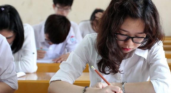 Có nên học 'đại học' từ phổ thông?