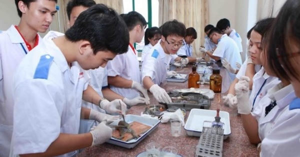 "Xếp hạng đại học nếu làm không thận trọng sẽ gây tác dụng ngược"