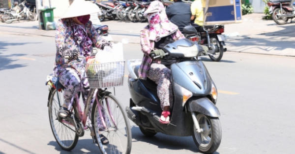 Nắng nóng gay gắt tiếp tục bao trùm Bắc bộ, chỉ số tia UV ở mức gây hại cao