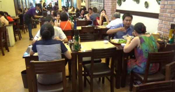 Đồng hành cùng thực phẩm sạch: Đến Nét Huế thưởng thức ẩm thực Huế đúng điệu