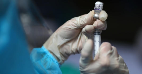 Người từng mắc Covid-19 sau bao lâu nên tiêm vaccine là tốt nhất?
