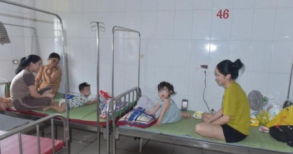 Hà Tĩnh: Nhiều trẻ mầm non nhập viện nghi do ngộ độc thực phẩm