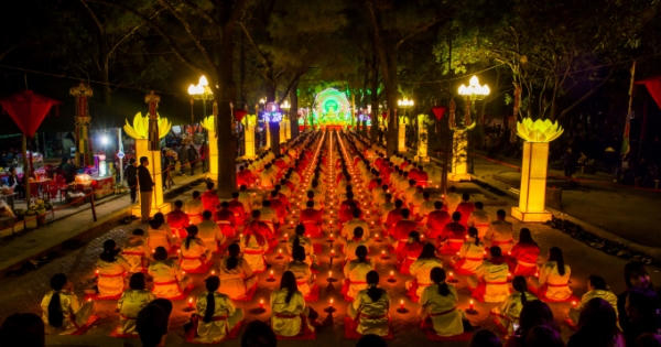 Liên Hoa Hội Thượng tại Lễ hội mùa Xuân Côn Sơn - Kiếp Bạc năm 2017