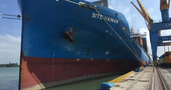 Đề xuất nâng cấp hệ thống đê chắn cát luồng Cửa Việt để đảm bảo ổn định tuyến luồng