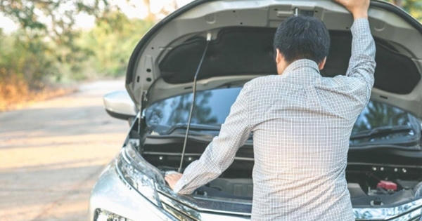 Ô tô bị hỏng giữa đường khi giãn cách xã hội, phải làm sao?