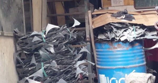 Hà Nội: Bị yêu cầu di dời, cơ sở sản xuất nhôm vẫn ngang nhiên hoạt động và gây ô nhiễm
