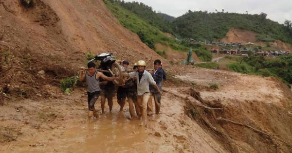 “Thót tim” cung đường mùa tựu trường của thầy cô giáo vùng cao “Thót tim” cung đường mùa tựu trường của thầy cô giáo vùng cao