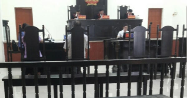 TAND tỉnh Ninh Bình xét xử phúc thẩm tranh chấp quyền sử dụng đất, nguyên đơn tiếp tục vắng mặt lần 2 TAND tỉnh Ninh Bình xét xử phúc thẩm tranh chấp quyền sử dụng đất, nguyên đơn tiếp tục vắng mặt lần 2