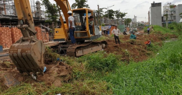 Địa ốc 6AM: Dự án Thăng Long Home - Hưng Phú lấp rạch gây ngập úng; Đổi số nhà có phải đổi hộ khẩu?