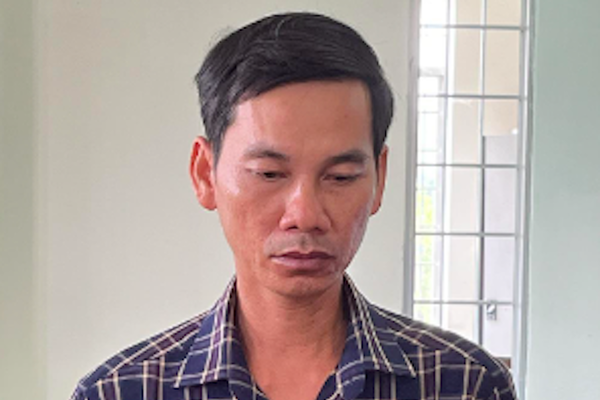 Khởi tố, bắt tạm giam chủ tịch UBND xã cùng thuộc cấp tham ô tài sản Khởi tố, bắt tạm giam chủ tịch UBND xã cùng thuộc cấp tham ô tài sản
