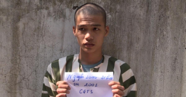 Bình Dương: Bắt 2 đối tượng cướp giật tài sản