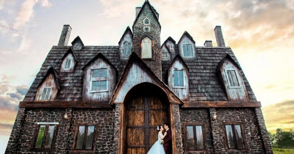 Bản tin Bất động sản Plus: Phim trường Santorini Park vẫn chưa bị phá dỡ