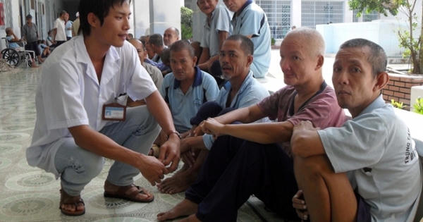 Thực hư chuyện người nghiện Facebook nhập viện tâm thần tăng cao?