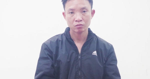 Mang rượu sang nhậu, bị chủ nhà đánh hỏng mắt