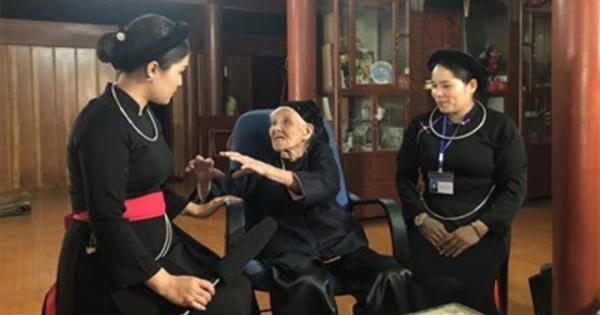 Người phụ nữ đưa cơm cho Bác Hồ ở Pác Bó qua đời