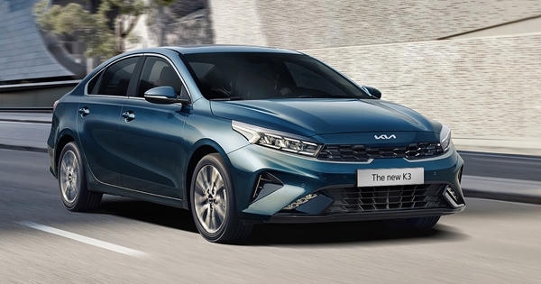 Kia K3 2021 cạnh tranh giá cả với Mazda3 và Honda Civic ra sao?