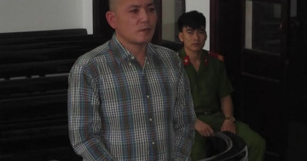 Đi nhầm phòng khách sạn, “yêu râu xanh” lĩnh 2 năm tù