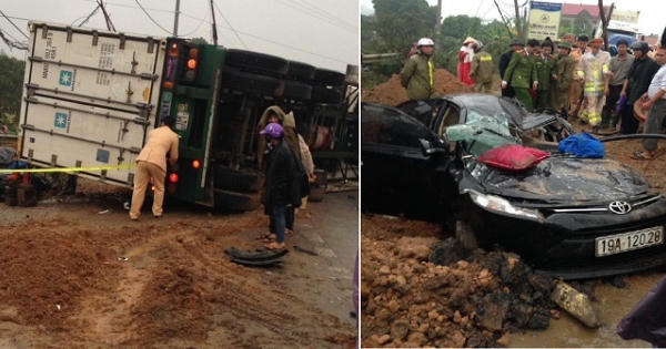 Phú Thọ: Va chạm với container, tài xế ô tô tử vong tại chỗ
