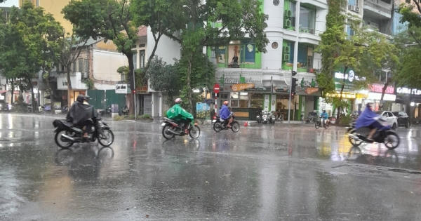 Miền Bắc mưa dông nhiều nơi, nhiệt độ vùng núi xuống 16 độ C Miền Bắc mưa dông nhiều nơi, nhiệt độ vùng núi xuống 16 độ C