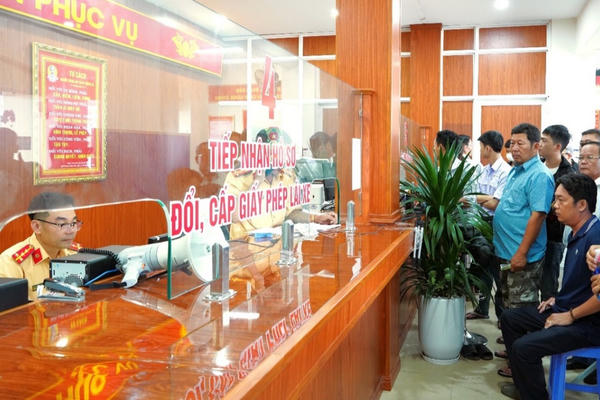 Các địa điểm tiếp nhận hồ sơ đổi, cấp lại giấy phép lái xe tại Đồng Nai