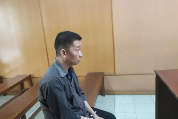 Ghen tuông mù quáng, dùng dao giết người vợ khuyết tật
