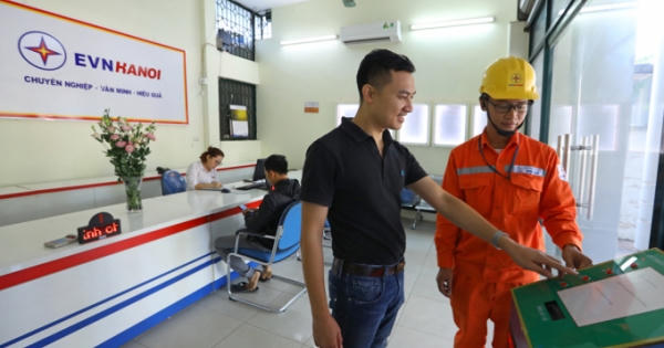 Thanh toán hoá đơn, sử dụng dịch vụ điện: Khi công nghệ thay sức con người