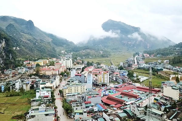 Một Bí thư Đảng ủy thị trấn ở Hà Giang bị kỷ luật vì tàng trữ, sử dụng súng săn