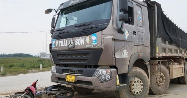 Bị tước bằng lái, tài xế vẫn điều khiển xe tải gây tai nạn chết người