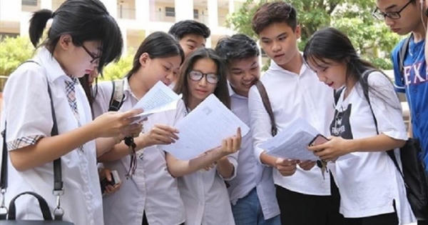 Hàng nghìn thí sinh trượt kỳ thi Trung học phổ thông Quốc gia 2019 Hàng nghìn thí sinh trượt kỳ thi Trung học phổ thông Quốc gia 2019