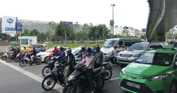 Hạn chế xe ra vào sân bay Tân Sơn Nhất Hạn chế xe ra vào sân bay Tân Sơn Nhất