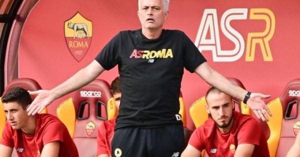 Mourinho và hành trình đầy gian nan với AS Roma