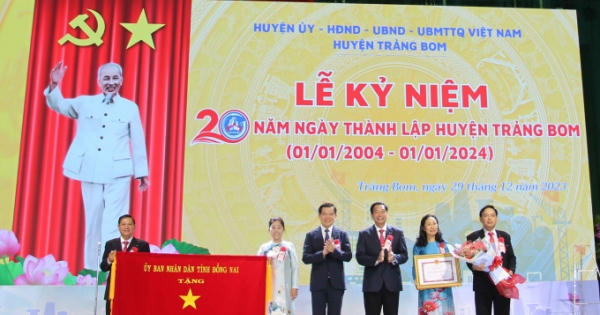 Huyện Trảng Bom kỷ niệm 20 năm thành lập