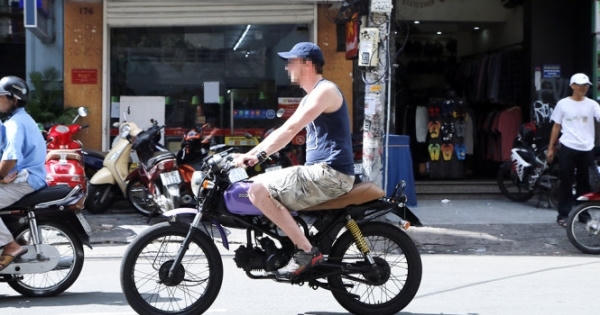 Cao điểm xử lý người nước ngoài vi phạm TTATGT từ ngày 1/8 Cao điểm xử lý người nước ngoài vi phạm TTATGT từ ngày 1/8