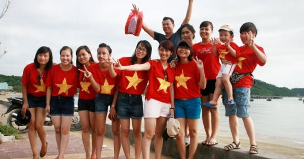 Nào mình cùng đi chơi Tết Nào mình cùng đi chơi Tết