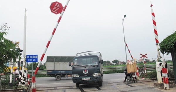 Đường sắt an toàn hơn nhờ đường ngang cảnh báo tự động