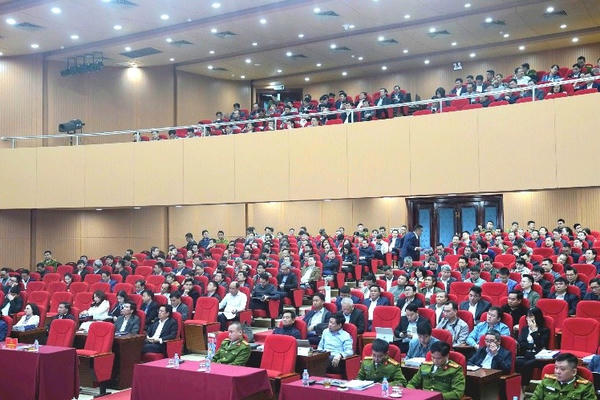 Công an Hà Nội huấn luyện nghiệp vụ PCCC và CNCH cho lãnh đạo UBND cấp xã