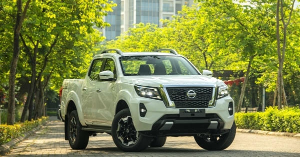 Việt Nam mỗi tháng nhập khẩu khoảng 9.000 ôtô con