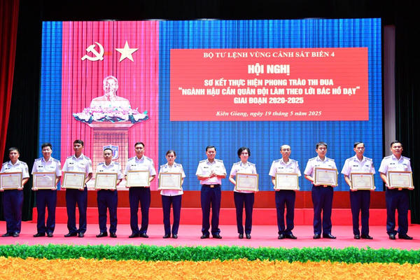 BTL Vùng Cảnh sát biển 4 sơ kết phong trào thi đua Ngành Hậu cần làm theo lời Bác BTL Vùng Cảnh sát biển 4 sơ kết phong trào thi đua Ngành Hậu cần làm theo lời Bác