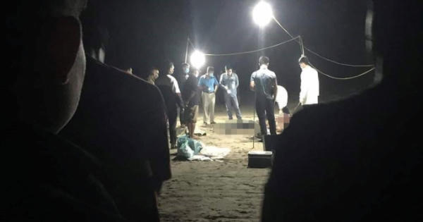 Phát hiện thi thể 2 người phụ nữ buộc chặt vào nhau trôi dạt vào bờ biển