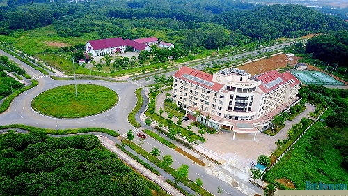 Địa ốc 7AM: Bán đất có sổ đỏ nhưng không có đất, dự án ĐH Quốc gia Hà Nội có bị chậm tiến độ?