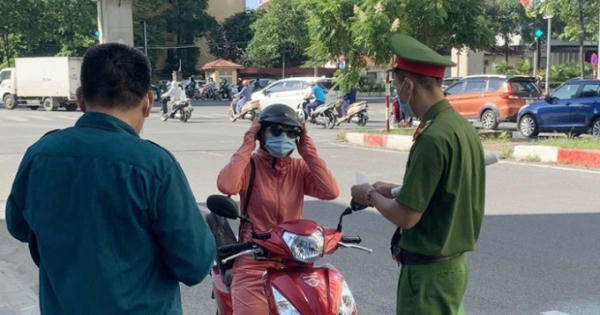 Hà Nội: Xử lý hơn 1.000 trường hợp vi phạm giao thông trong ngày 8/4