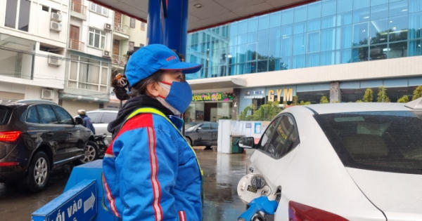 Giá xăng cán mốc 25.322 đồng/lít, cao nhất trong 8 năm