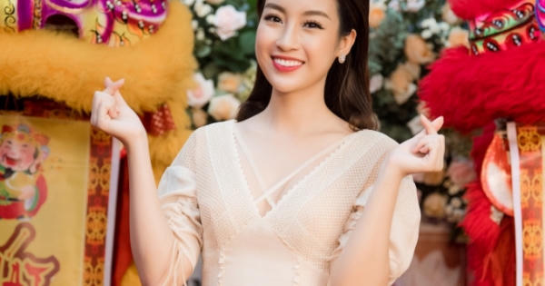 Huyền My, Đỗ Mỹ Linh khoe nhan sắc cuốn hút tại sự kiện
