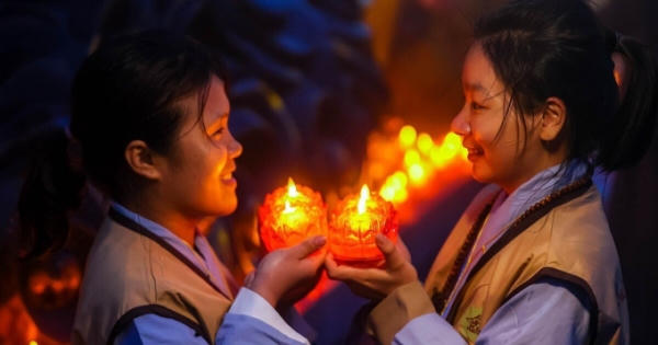 Đại lễ Phật đản năm 2023 tại Fansipan Đại lễ Phật đản năm 2023 tại Fansipan