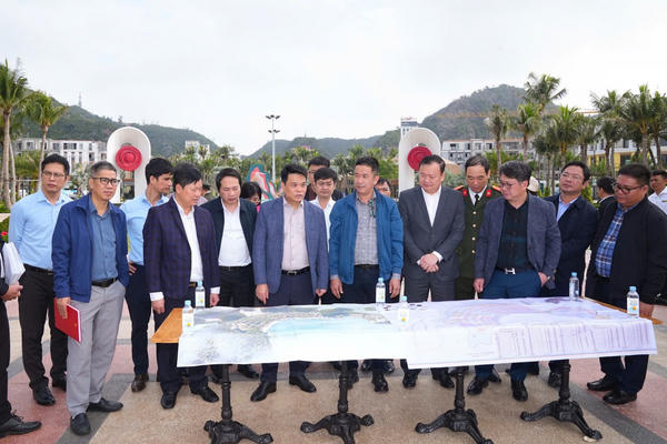 Chủ tịch UBND TP Hải Phòng kiểm tra tiến độ dự án khu đô thị, khu du lịch tại Cát Bà